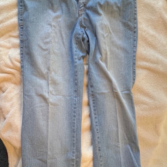 Wrangler Jeans by Aura - Size 20 Regular - almost new - Picture 7 of 8